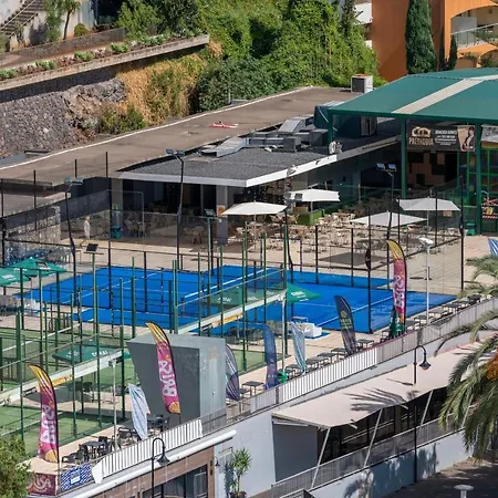 Do Mar Ii By An Island