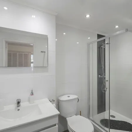 Apartment Do Mar Ii By An Island Funchal (Madeira)